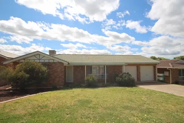 42 Avocet Drive, Estella NSW 2650