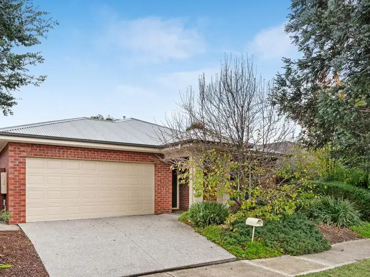 17 Ballam Way, Doreen VIC 3754
