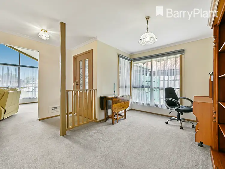 Fourth view of Homely house listing, 2 Euroa Place, Hoppers Crossing VIC 3029