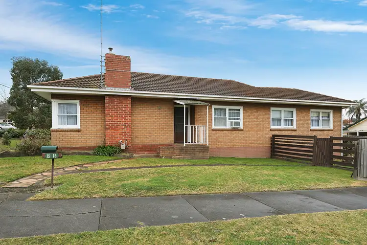 Second view of Homely house listing, 15 Leon Avenue, Rosanna VIC 3084