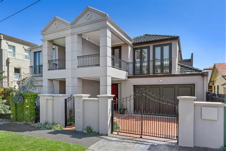 36 Byrne Avenue, Elwood VIC 3184