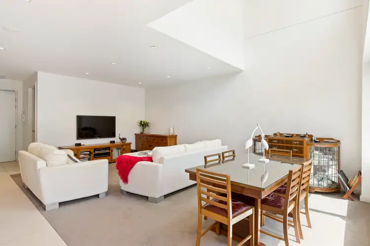 Fourth view of Homely apartment listing, 11/15 Beach Road, Hampton VIC 3188