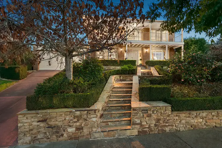 22 Santa Rosa Boulevard, Doncaster East VIC 3109