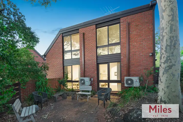 3/8 Bailey Grove, Ivanhoe East VIC 3079