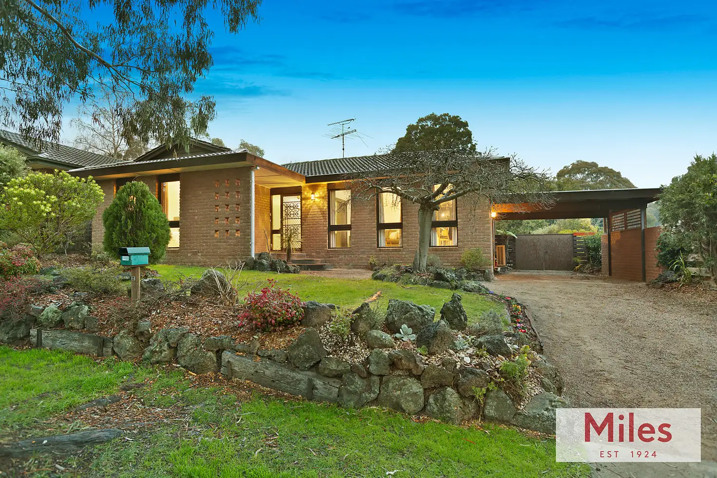 Main view of Homely house listing, 19 Crampton Crescent, Rosanna VIC 3084