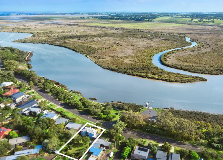 6 River Parade, Barwon Heads VIC 3227