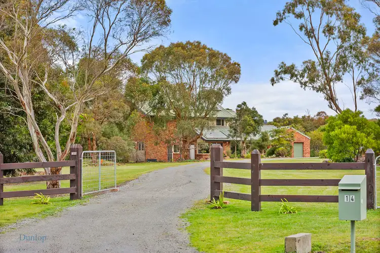 14 Jeffrey Court, Gisborne South VIC 3437
