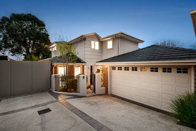 2/2 Through Road, Camberwell VIC 3124