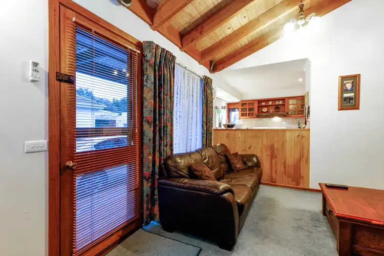 Fifth view of Homely house listing, 3 Valentine Crescent, Sale VIC 3850