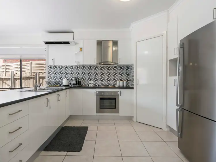 Sixth view of Homely unit listing, 1/ 66 Mossfiel Drive, Hoppers Crossing VIC 3029