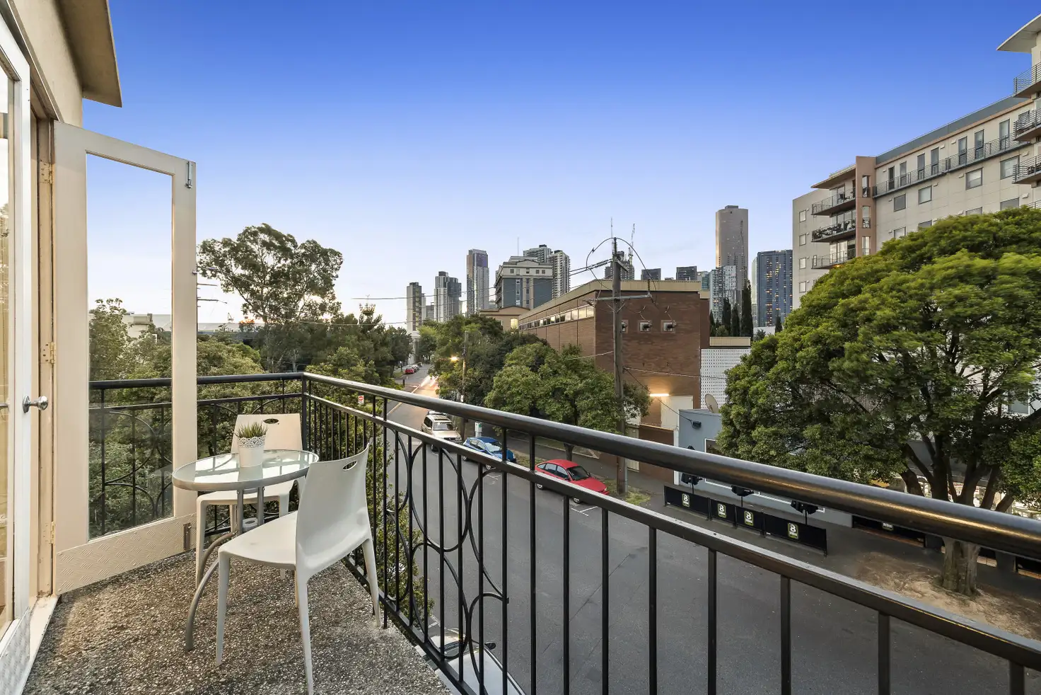 Main view of Homely apartment listing, 4/5 Miles Street, Southbank VIC 3006