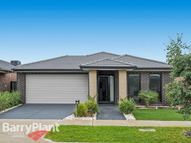 21 Fleur Way, Truganina VIC 3029