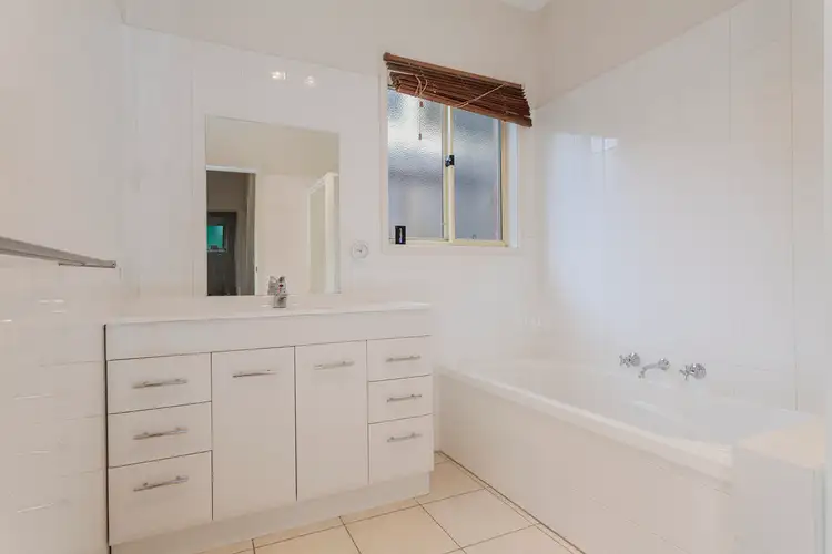 Sixth view of Homely unit listing, 5 Searle Street, Geelong West VIC 3218