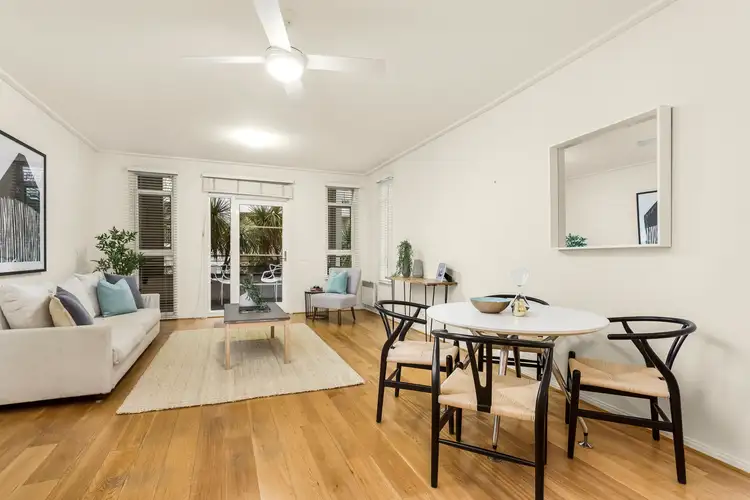 31/6 Graham Street, Port Melbourne VIC 3207