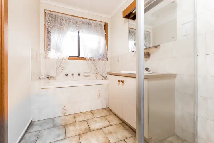 Fifth view of Homely house listing, 3 Hotham Crescent, Hoppers Crossing VIC 3029