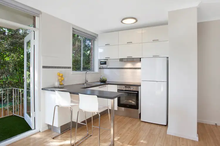 Third view of Homely apartment listing, 14/104 Crown Road, Queenscliff NSW 2096