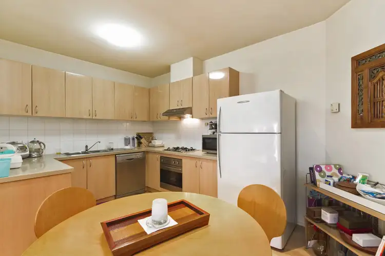 Second view of Homely apartment listing, 7/332-338 Centre Road, Bentleigh VIC 3204