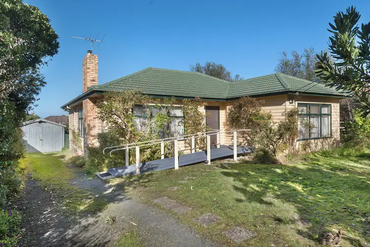 6 Richard Street, Doncaster East VIC 3109
