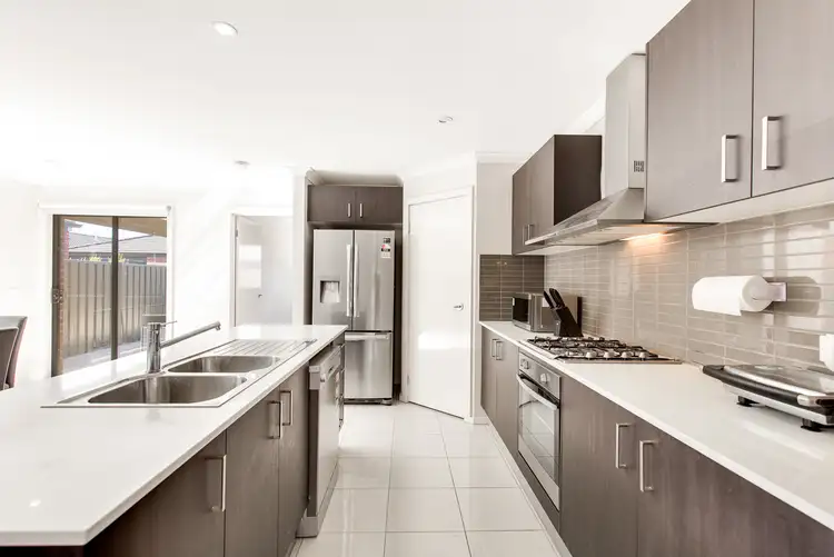 Second view of Homely house listing, 7 Purnulu Way, Tarneit VIC 3029