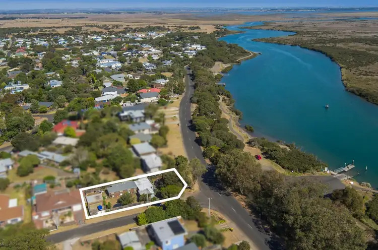 5 River Parade, Barwon Heads VIC 3227