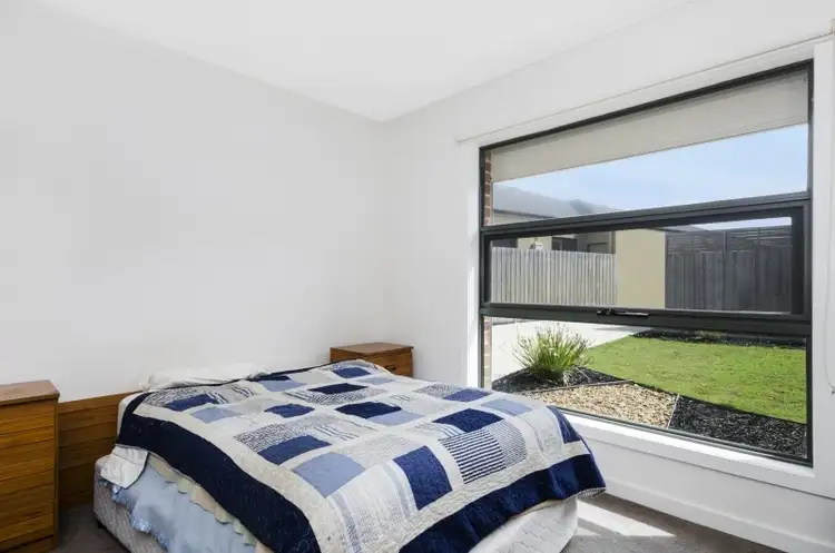Sixth view of Homely house listing, 2/7 Dalkeith Crescent, Ocean Grove VIC 3226