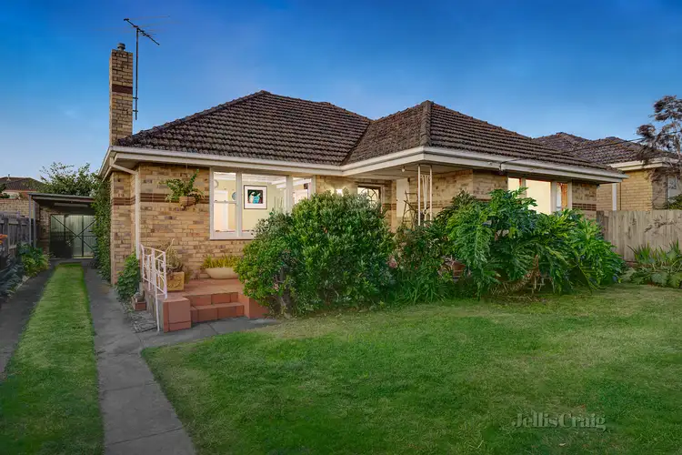 27 Thomasina Street, Bentleigh East VIC 3165