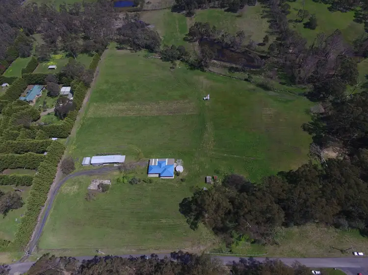 7-9 Rodger Road, Wandin North VIC 3139