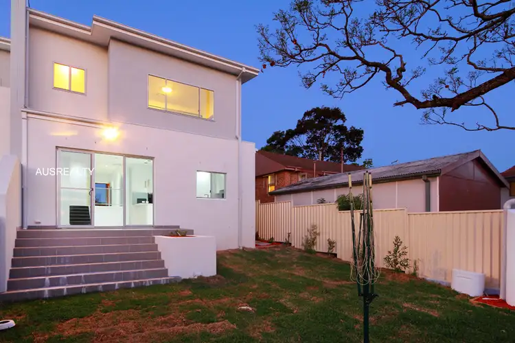 Fifth view of Homely semi-detached listing, 3 Osborne Avenue, Dundas Valley NSW 2117
