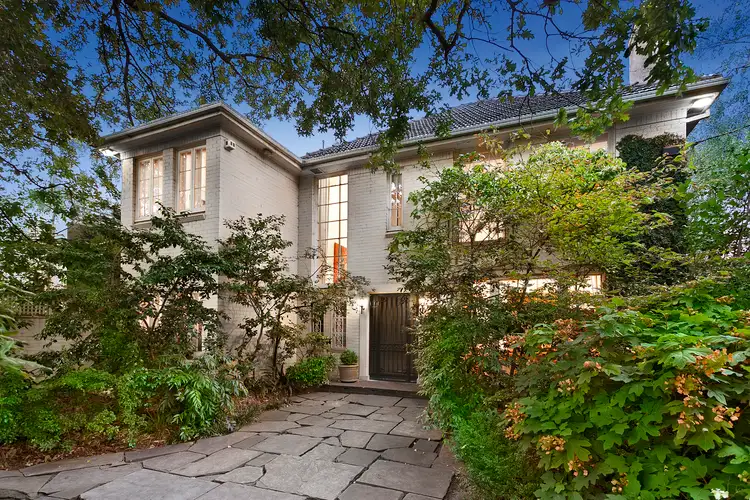7 Lisbuoy Court, Toorak VIC 3142
