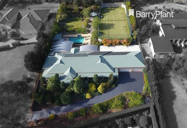 8 Greenview Close, Lysterfield South VIC 3156