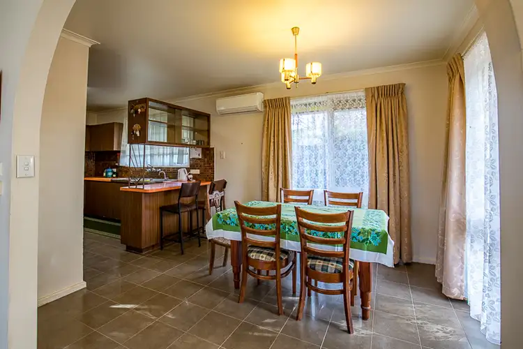 Fifth view of Homely house listing, 1 Frances Court, Sale VIC 3850