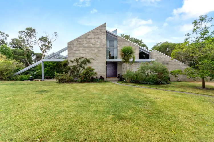 6 Woodlands Drive, Ocean Grove VIC 3226