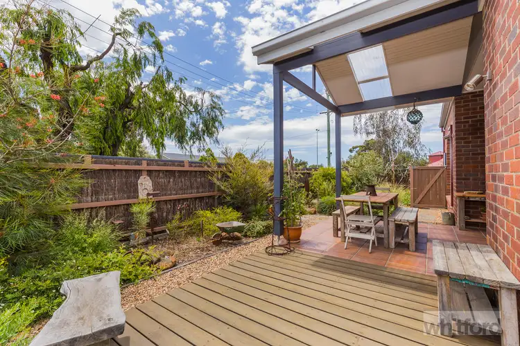 1 Chester Street, Newtown VIC 3220