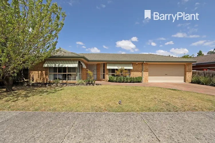 120 Karoo Road, Rowville VIC 3178