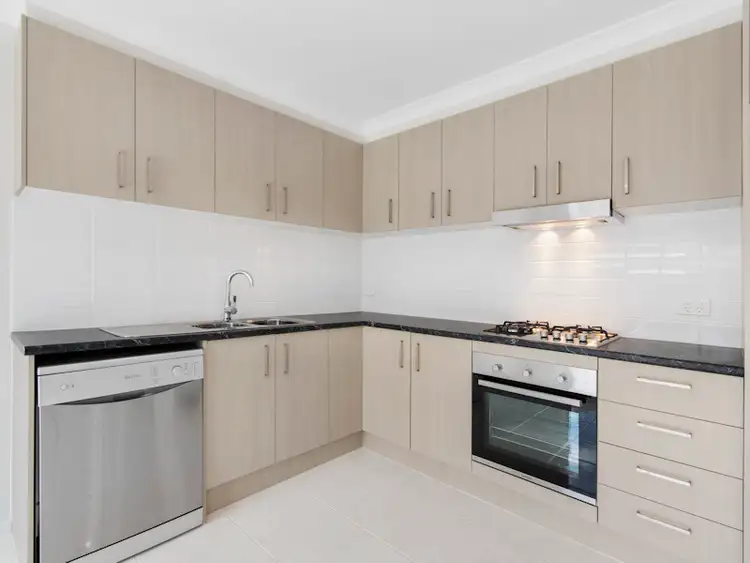 Fifth view of Homely house listing, 2 Maryann Way, Tarneit VIC 3029