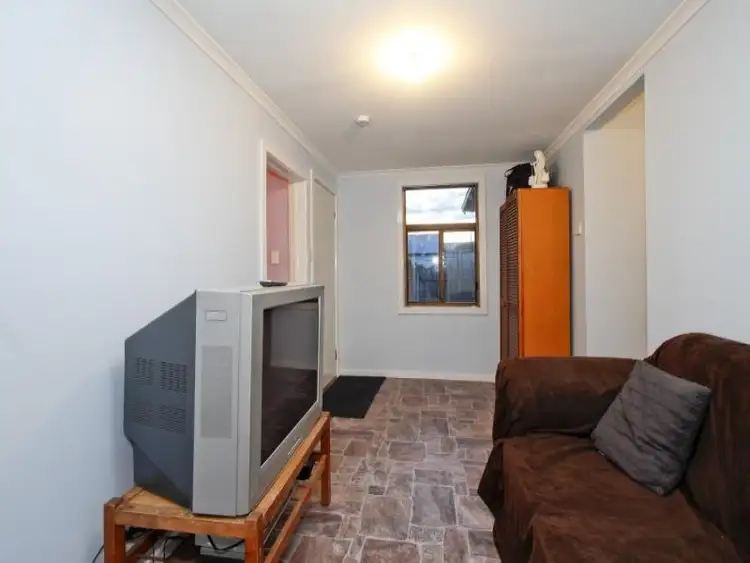 Fifth view of Homely house listing, 10 Macarthur Street, Sale VIC 3850