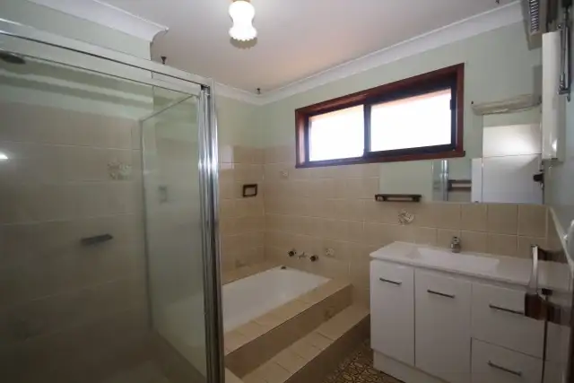 Sixth view of Homely house listing, 2 Gregory Crescent, Lake Albert NSW 2650