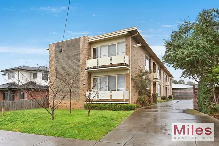 1/6 Wattle Drive, Watsonia VIC 3087
