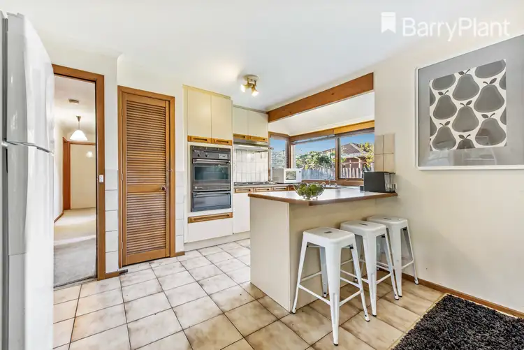 Fifth view of Homely house listing, 1 Shannon Close, Werribee VIC 3030