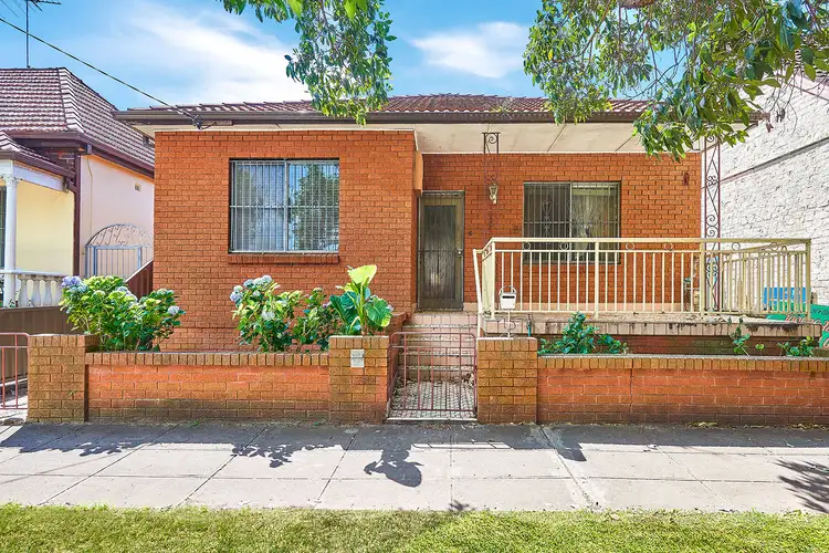 15 Excelsior Parade, Marrickville NSW 2204
