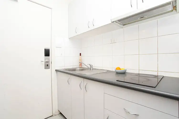 709/488 Swanston Street, Carlton VIC 3053