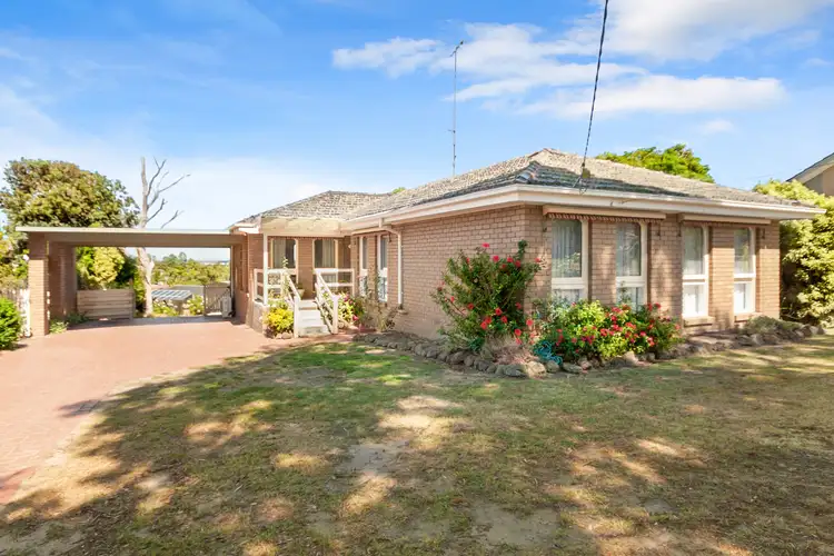 36 Gardenia Street, Pakenham VIC 3810