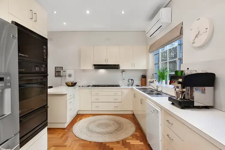 Sixth view of Homely house listing, 7 Lisbuoy Court, Toorak VIC 3142