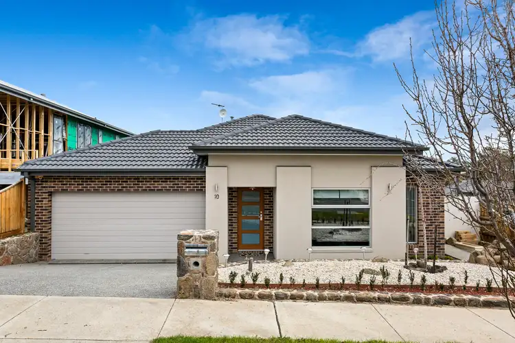 10 Viewhill Court, Doreen VIC 3754