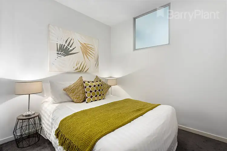 Fourth view of Homely apartment listing, 1303/8 Sutherland Street, Melbourne VIC 3000