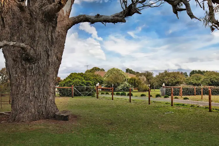 108 Baynton Road, Kyneton VIC 3444