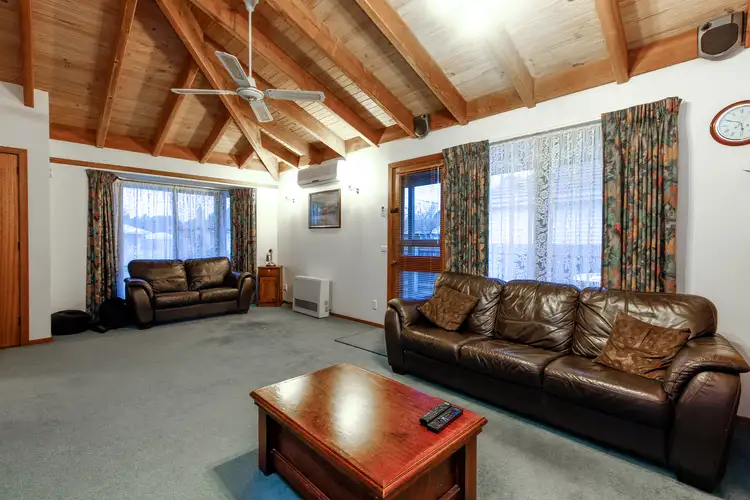 Second view of Homely house listing, 3 Valentine Crescent, Sale VIC 3850