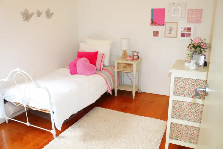 Seventh view of Homely house listing, 2 Lydia Mary Drive, Berwick VIC 3806