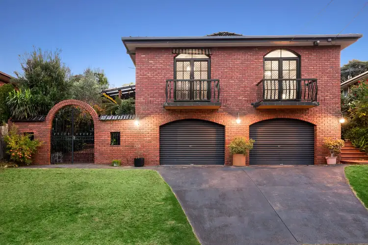 8 Felgate Parade, Vermont South VIC 3133