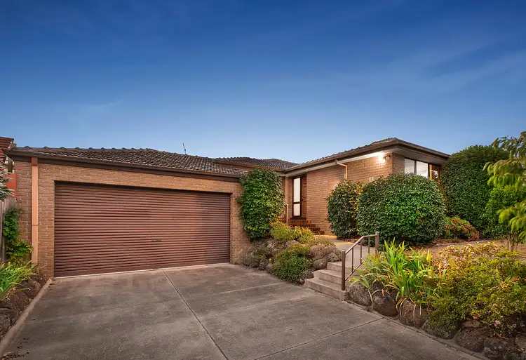 10 Red Plum Place, Doncaster East VIC 3109